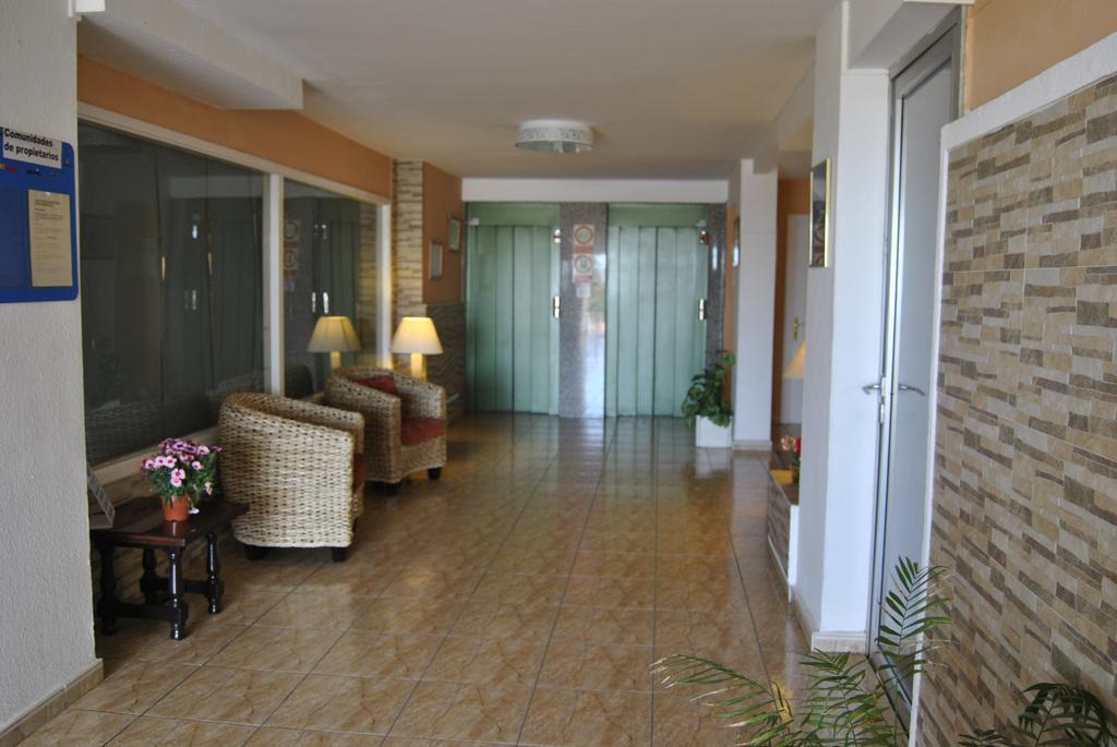 Apartamentos Borinquen Playa de las Americas  Exterior photo